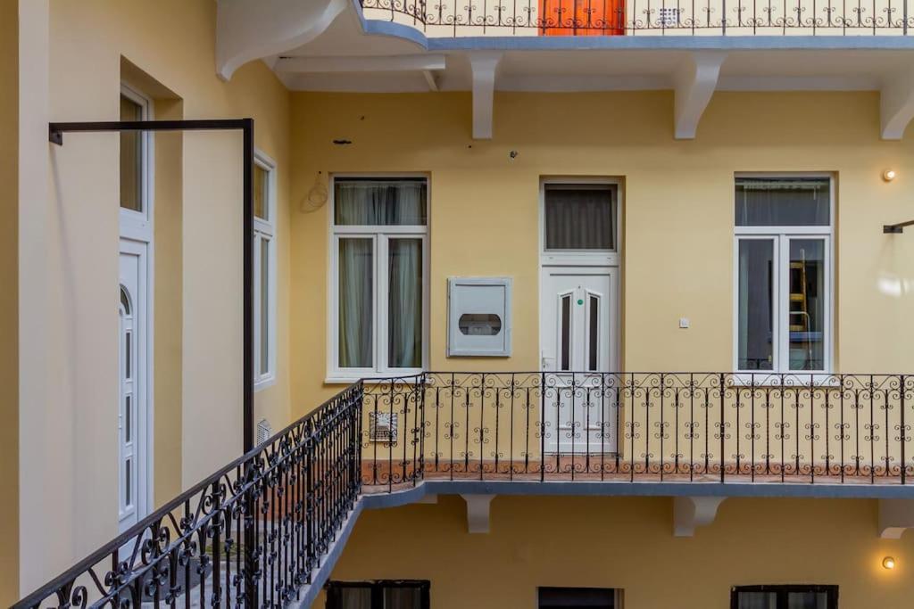 Apartmento Albero Di Acacia By Nw Budapest Exterior photo
